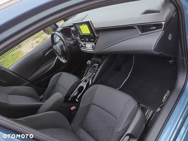 Toyota Corolla 2.0 Hybrid Touring Sports Lounge - 16