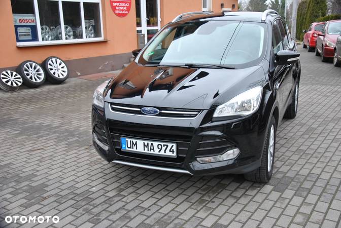 Ford Kuga - 1