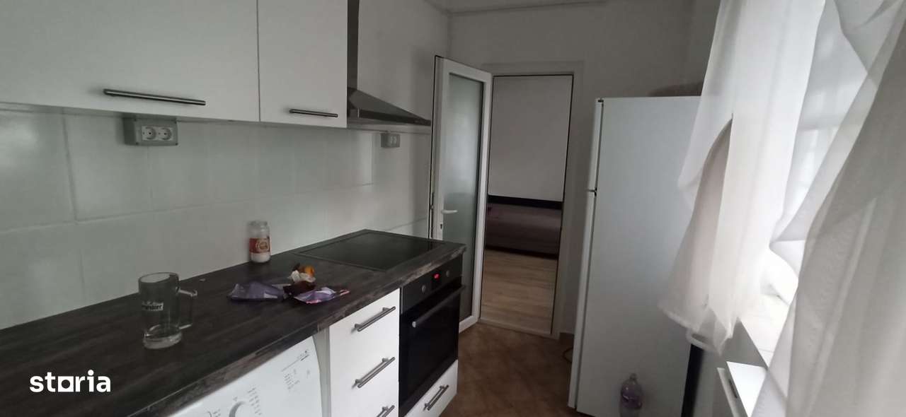 apartament o camera, demisol , str Praporgescu-4