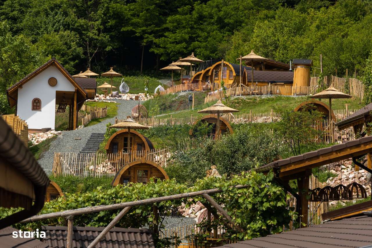 Pensiune cu 15 unități de cazare în Mediaș - Imagine principală: 3/20