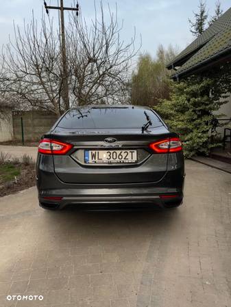 Ford Mondeo Vignale 2.0 EcoBoost - 7