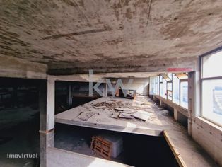 Armazém com 1.270m2 para atividade industrial - Prior Velho - Loures - Grande imagem: 3/24