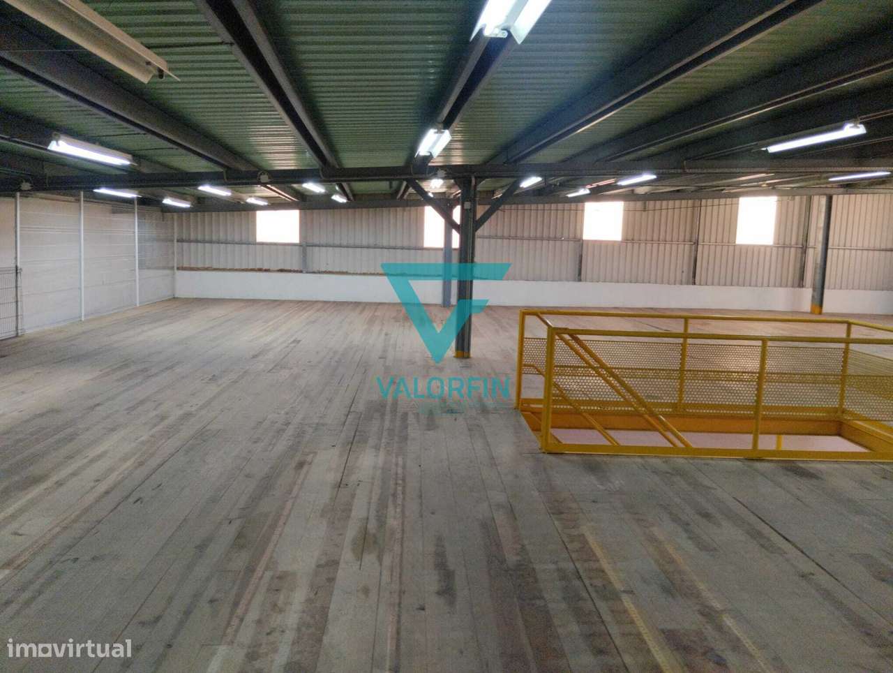 Loja/Armazém com 680m2 - Centro da Marinha Grande - Grande imagem: 4/11