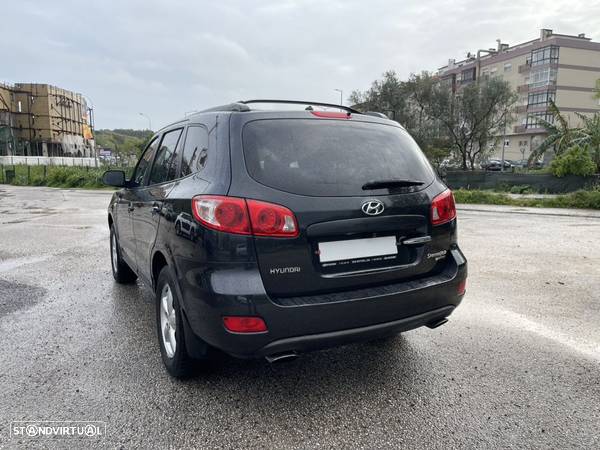 Hyundai Santa Fe 2.2 CRDi 7Wagon Sport - 4