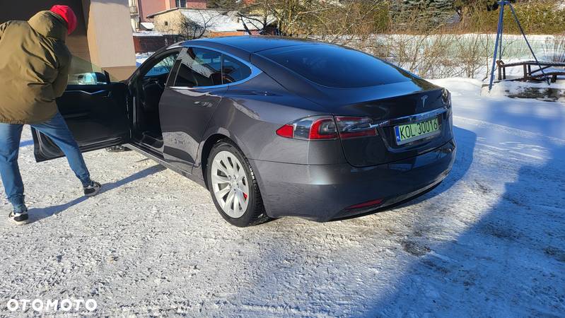 Tesla Model S Ludicrous Performance - 4