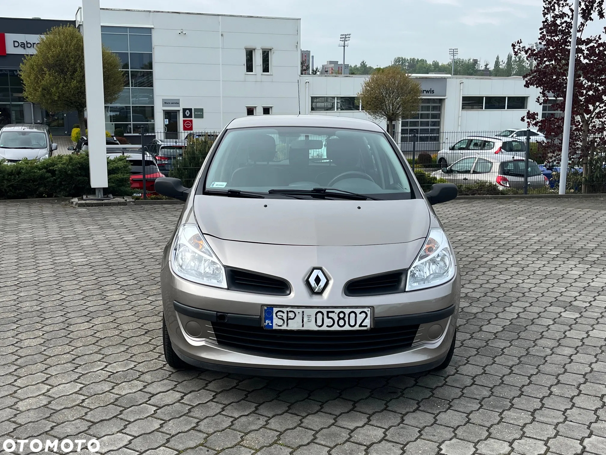 Renault Clio 1.2 16V Alize - 2