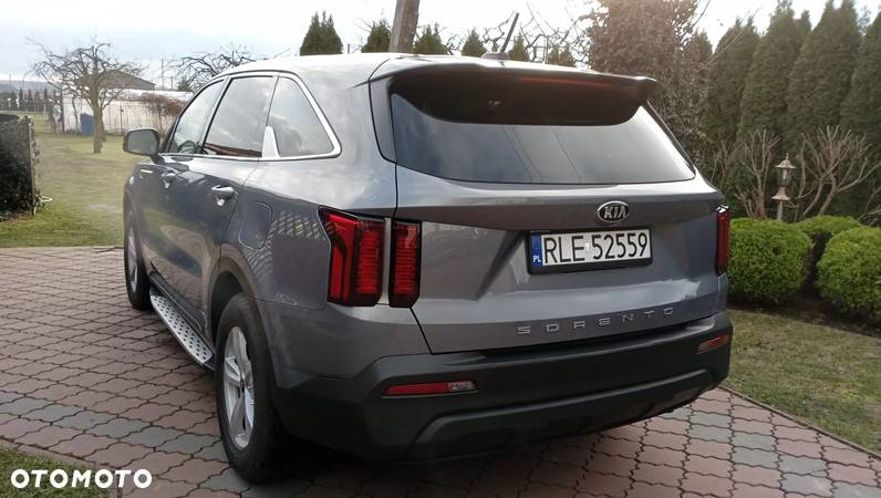 Kia Sorento - 3