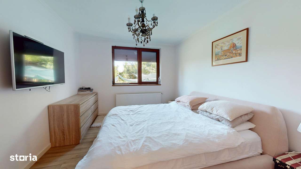 Imobil de lux pe malul lacului cu ponton, complet mobilat si utilat-13