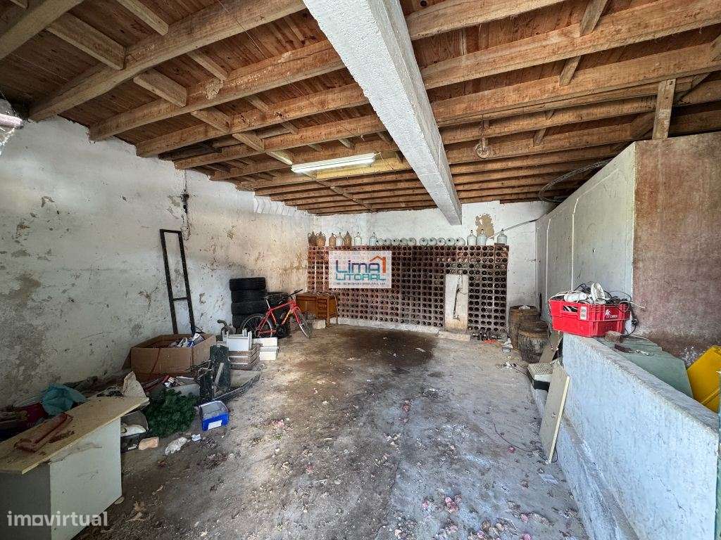 Moradia para renovar + 2 terrenos agrícolas - Batalha-15