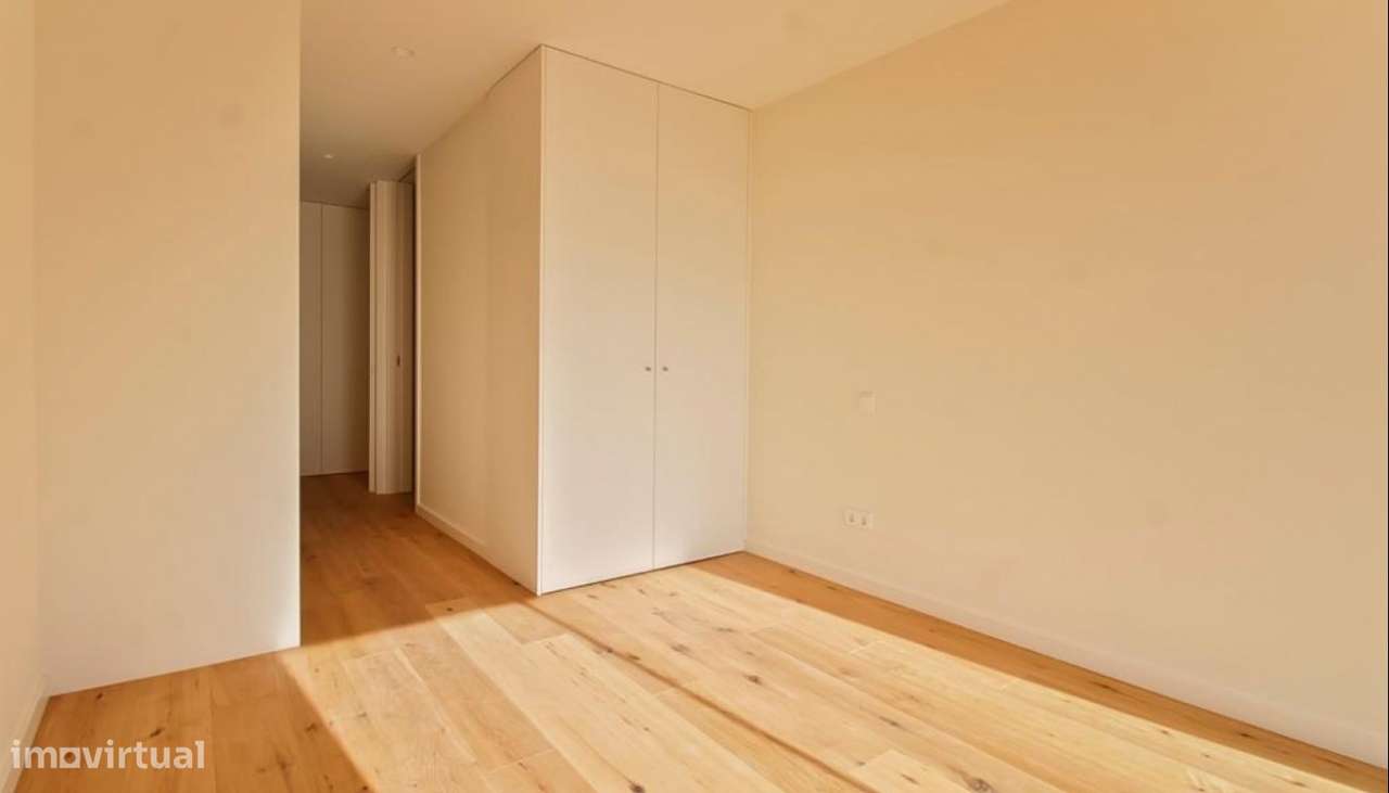 Apartamento T3 com jardim próximo da praia em Leça da Palmeira-13