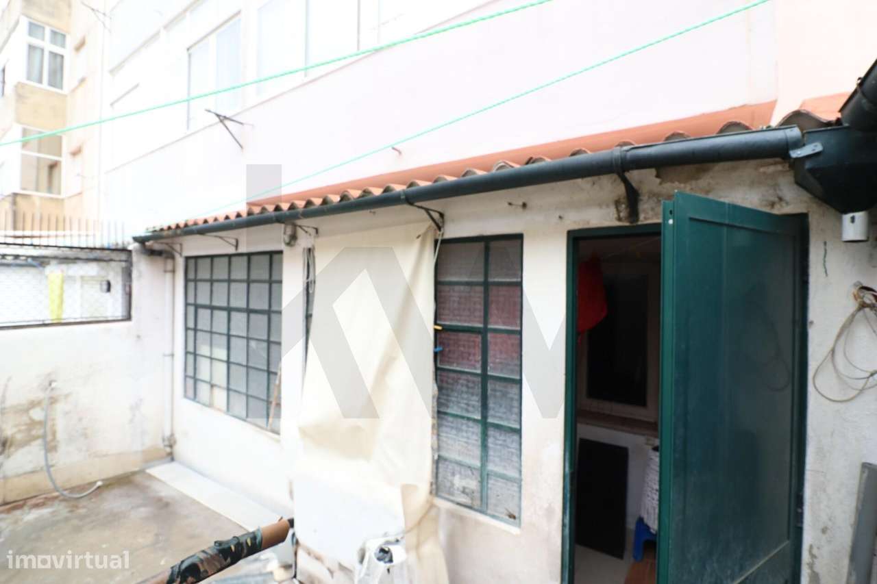 Investimento | T3 com Logradouro arrendado | Centro de Setúbal - Grande imagem: 5/18