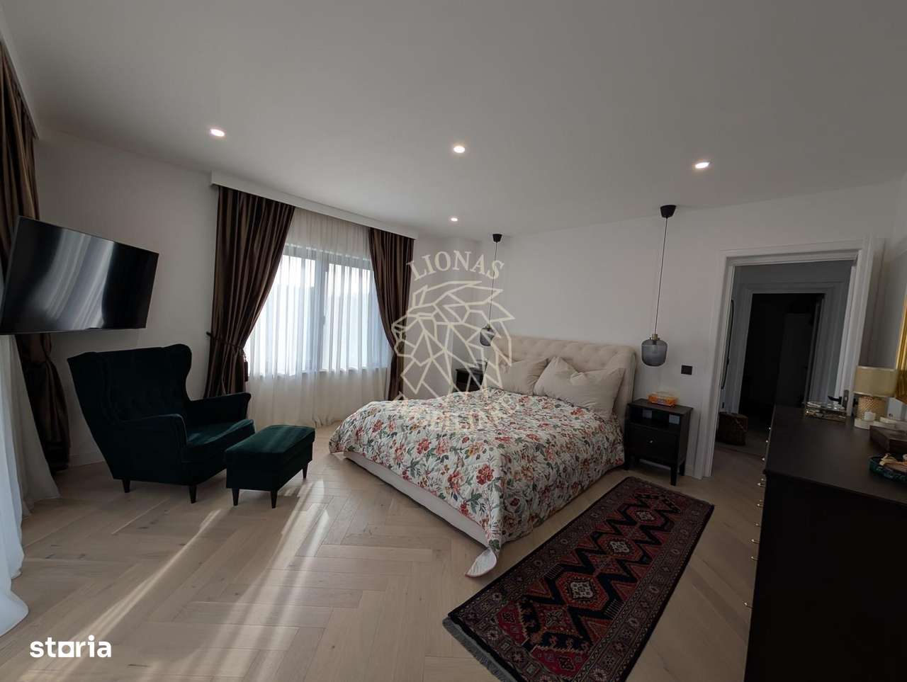 Casa de Lux 378 mp con.-teren 1250 mp-foisor-Valea Rusului - Imagine principală: 1/8