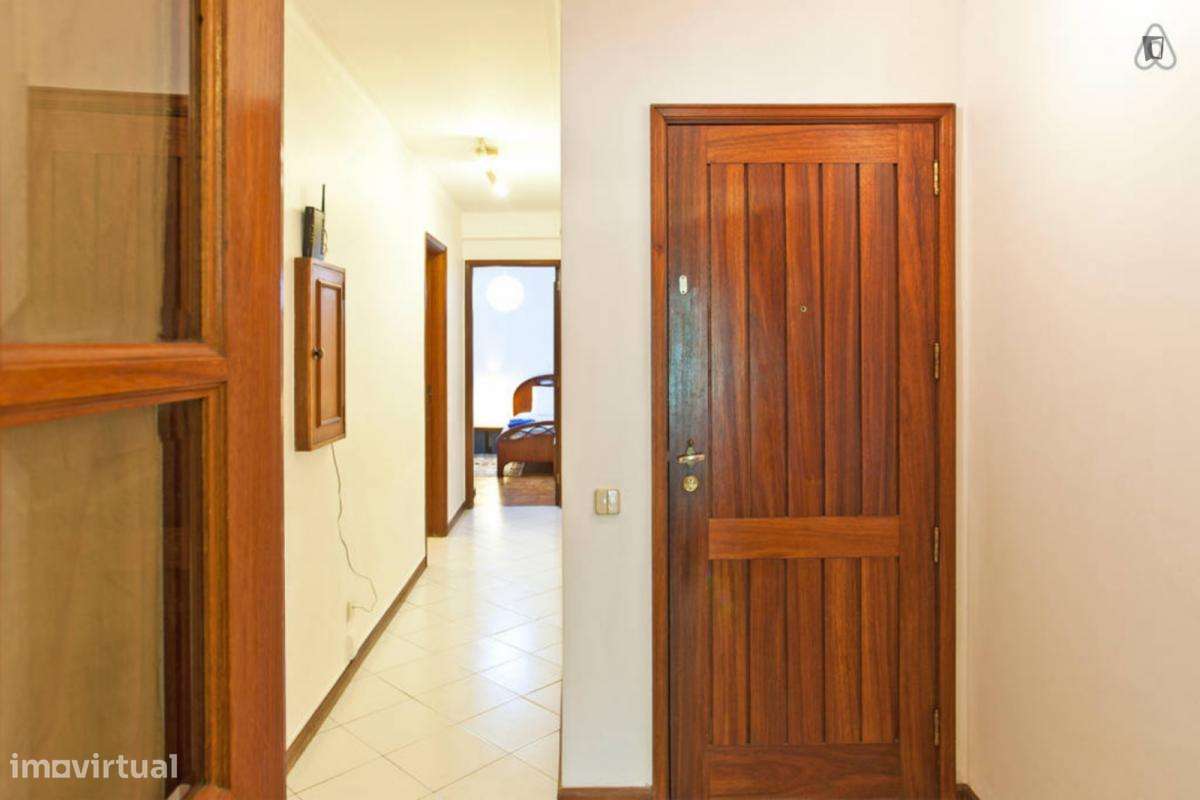 Apartamento com 2 quartos - localizado em Paranhos Porto - Grande imagem: 5/8