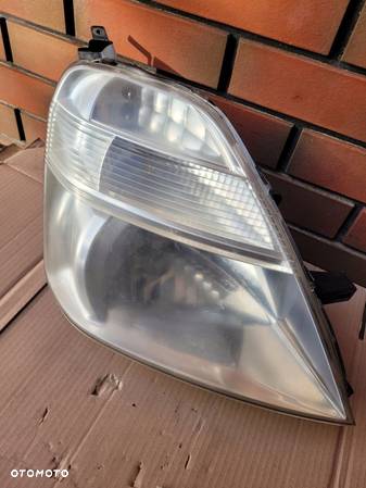 LAMPA PRAWA PRZEDNIA HONDA STREAM EUROPA - 1