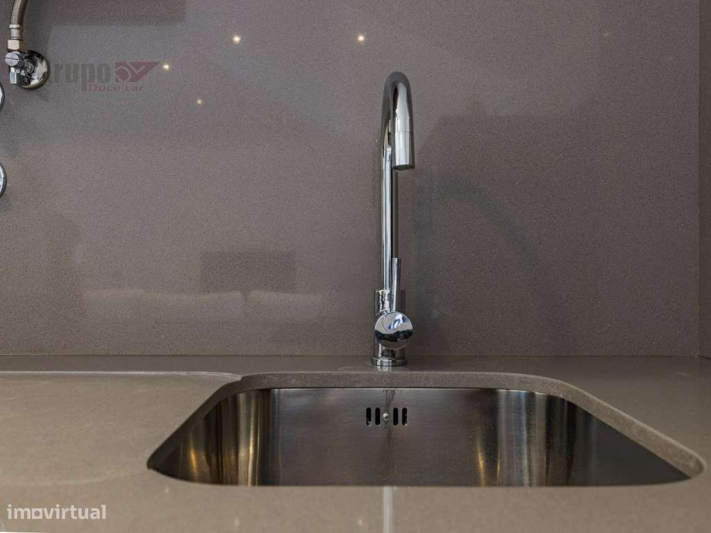 T2 Duplex Exclusivo a 150m da Praia com Vista Mar e Castelo- Sesimbra-29