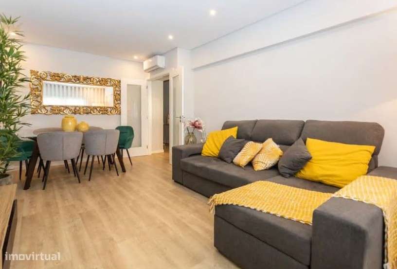 Excelente T2, como novo, na Rua Orlando Ribeiro - Pinhal Novo - Grande imagem: 4/16