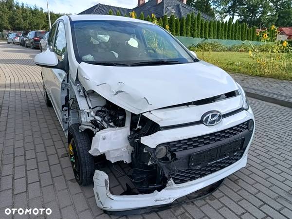 Hyundai i10 - 15