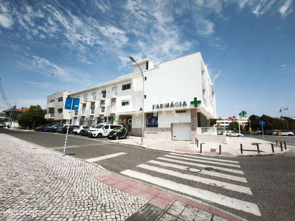 Trespasse de Estabelecimento Comercial em Queijas-6