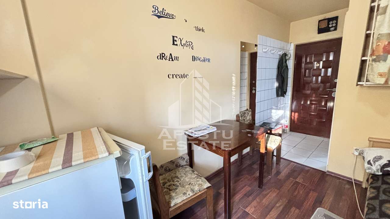 Garsoniera in Complexul Studentesc, etaj intermediar, ideal investitie - Imagine principală: 4/5