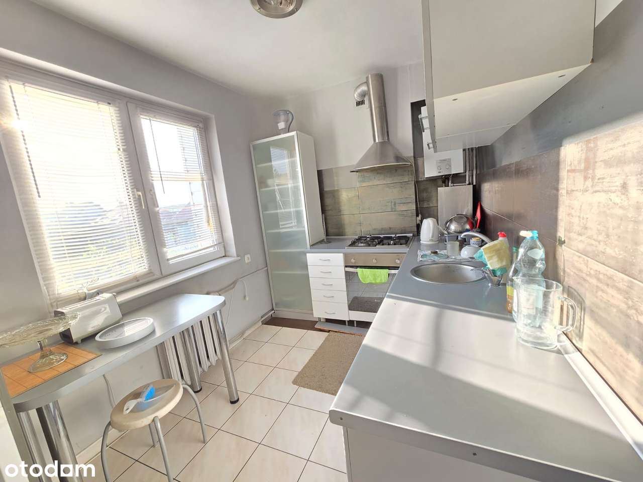 Wolnostojący dom w bardzo dobrej lokalizacji!-9