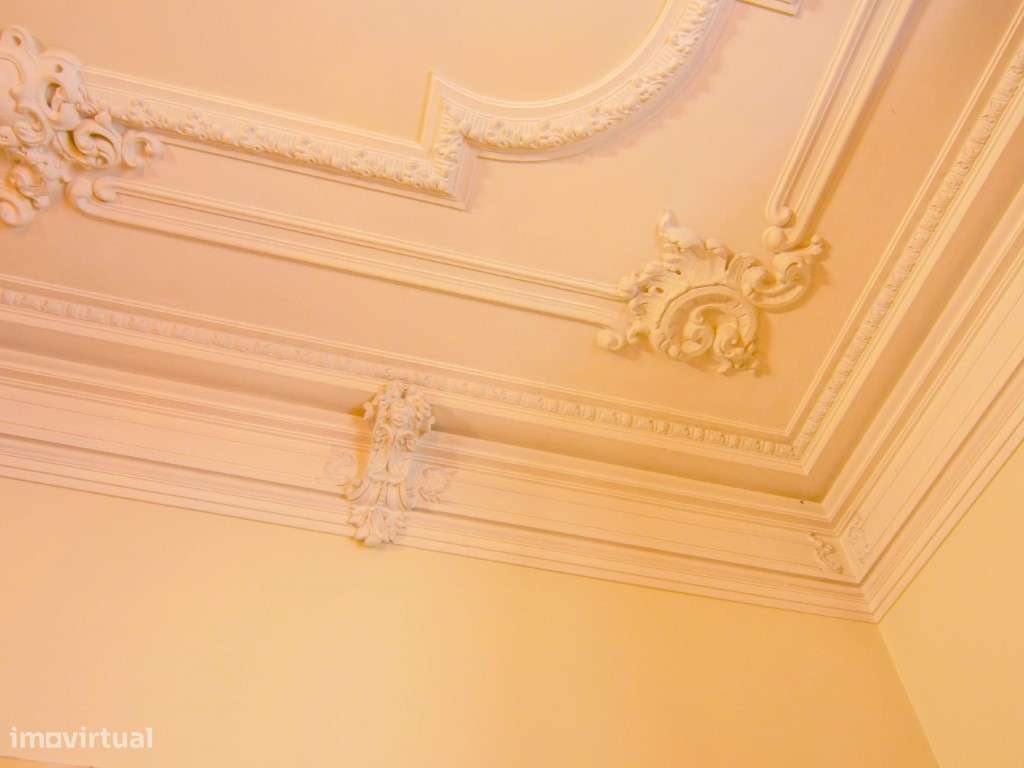 Casa do Princípio Séc XX, Jardim, Investimento, centro de Estremoz - Grande imagem: 4/27