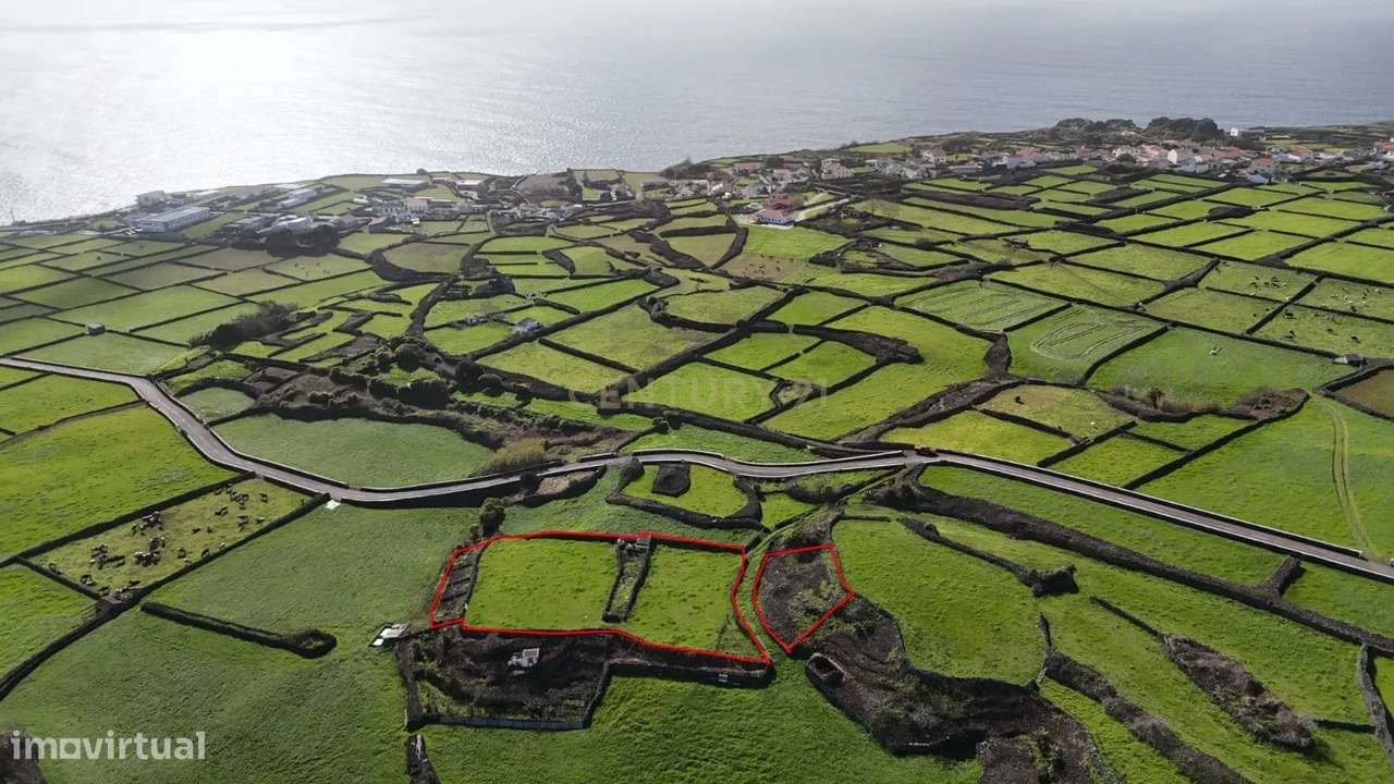 Terreno com Vista Mar e com possibilidade de construir uma adega-6