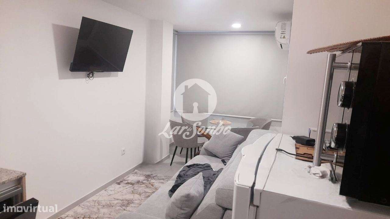 Apartamento T1 na 1º linha de Praia na Póvoa de Varzim - Grande imagem: 2/15