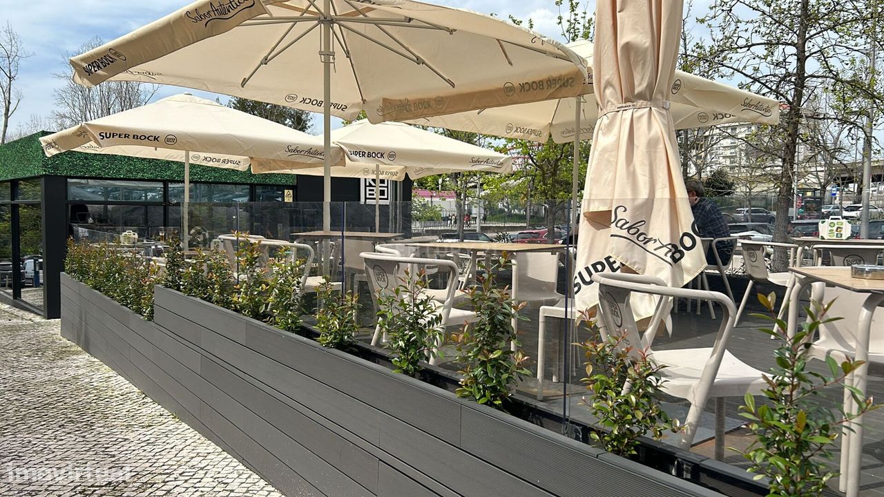 Quiosque/Snack-Bar Moderno e Cool  próximo do ESTÁDIO DA LUZ