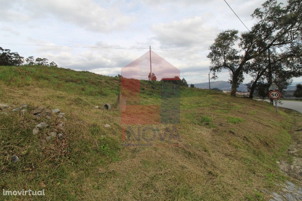 Terreno para construção, Esqueiros