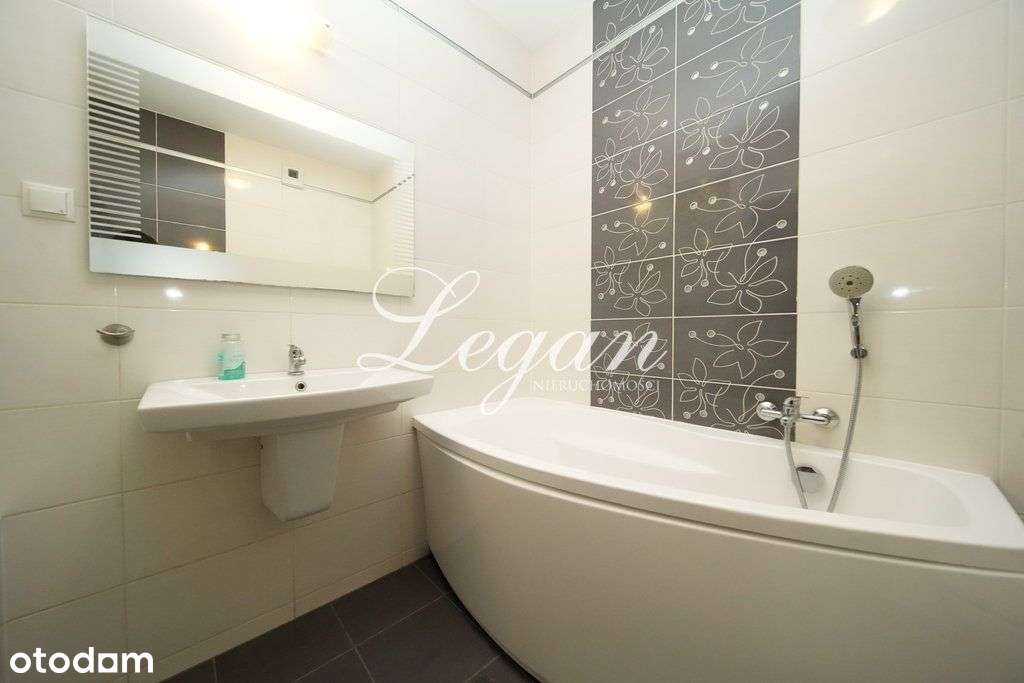 Przestronne 69,5 m², dwa balkony,ul. Sosnkowskiego-12