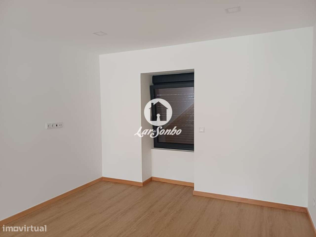 Apartamento Duplex em Barcelos - Grande imagem: 2/26