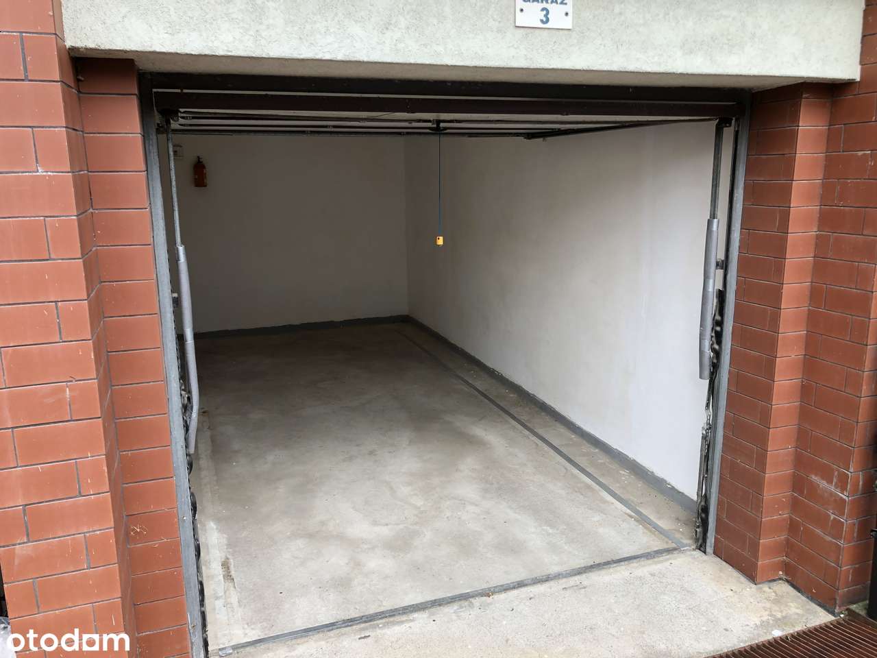 Garaż murowany Kurierów Armii Krajowej 15m2 - Pełny obrazek: 5/6