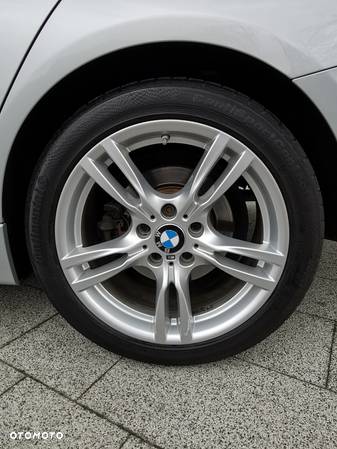 BMW Seria 3 320d xDrive M Sport Sport - 13