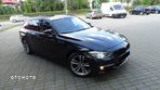 BMW Seria 3 318d Touring Luxury Line - 2