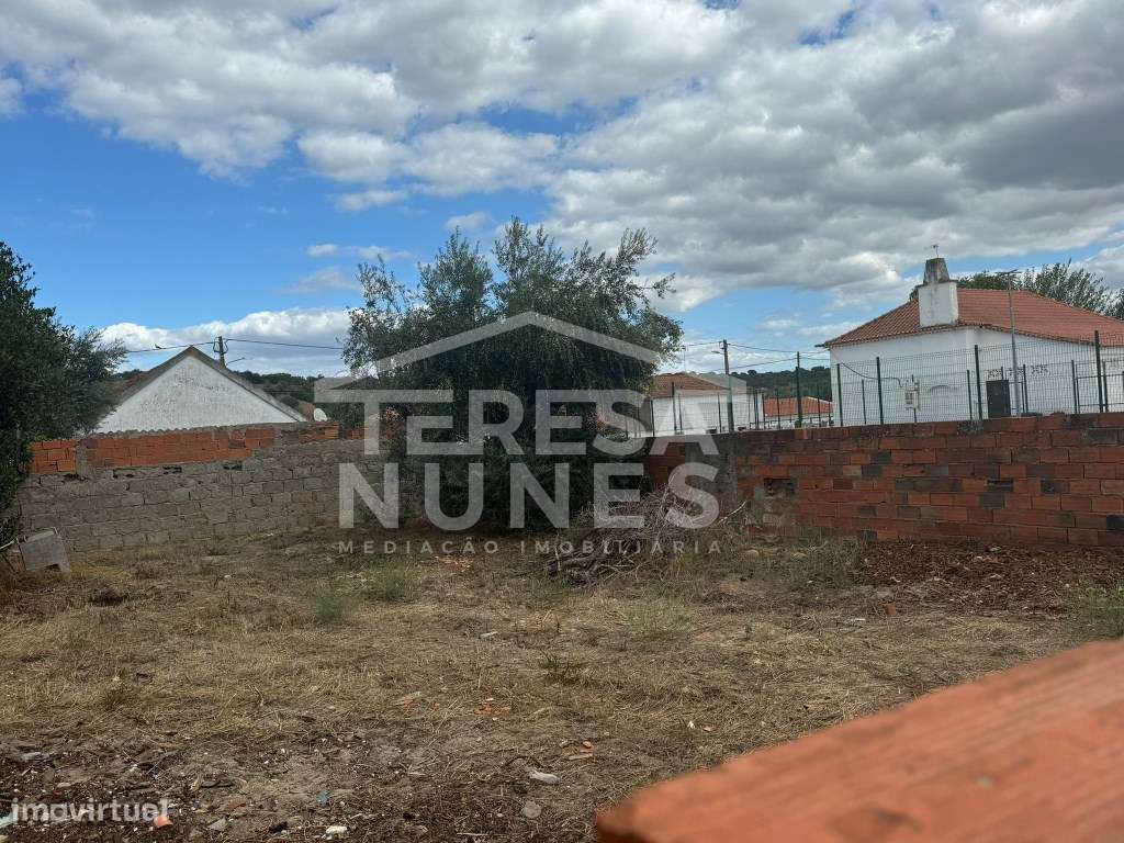 Terreno Urbano - Grande imagem: 3/4