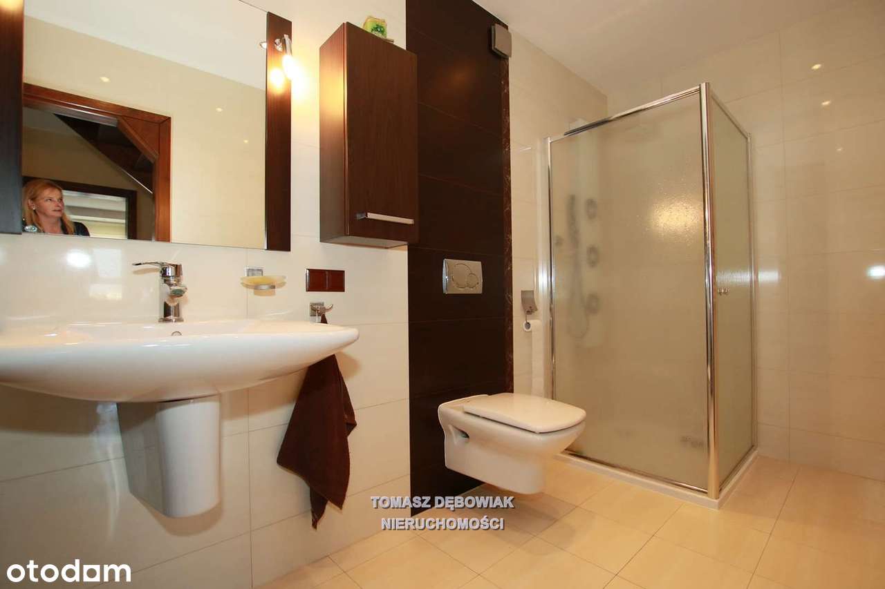 Obszerny wolnostojący dom blisko Zalewu Rydzyńskiego-9