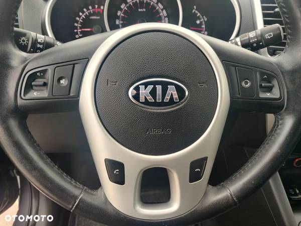 Kia Venga 1.6 CVVT Platinum Edition - 22