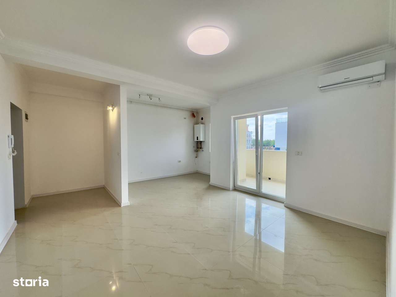 Torontalului, Etaj intermediar, Decomandat - Imagine principală: 1/13