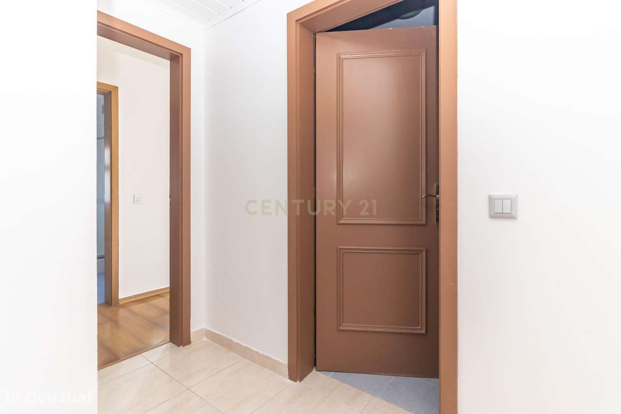 Apartamento T3 Vale do Cobro-22