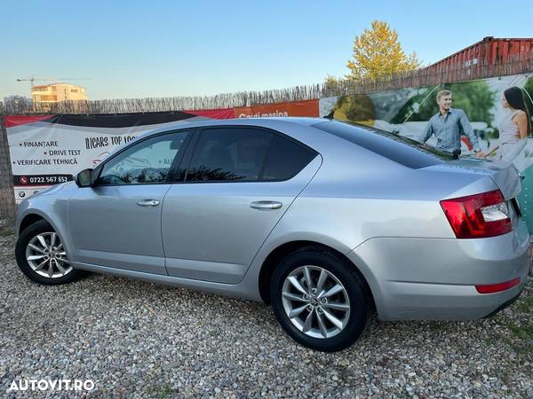 Skoda Octavia 2.0 TDI DSG Premium Edition - 27