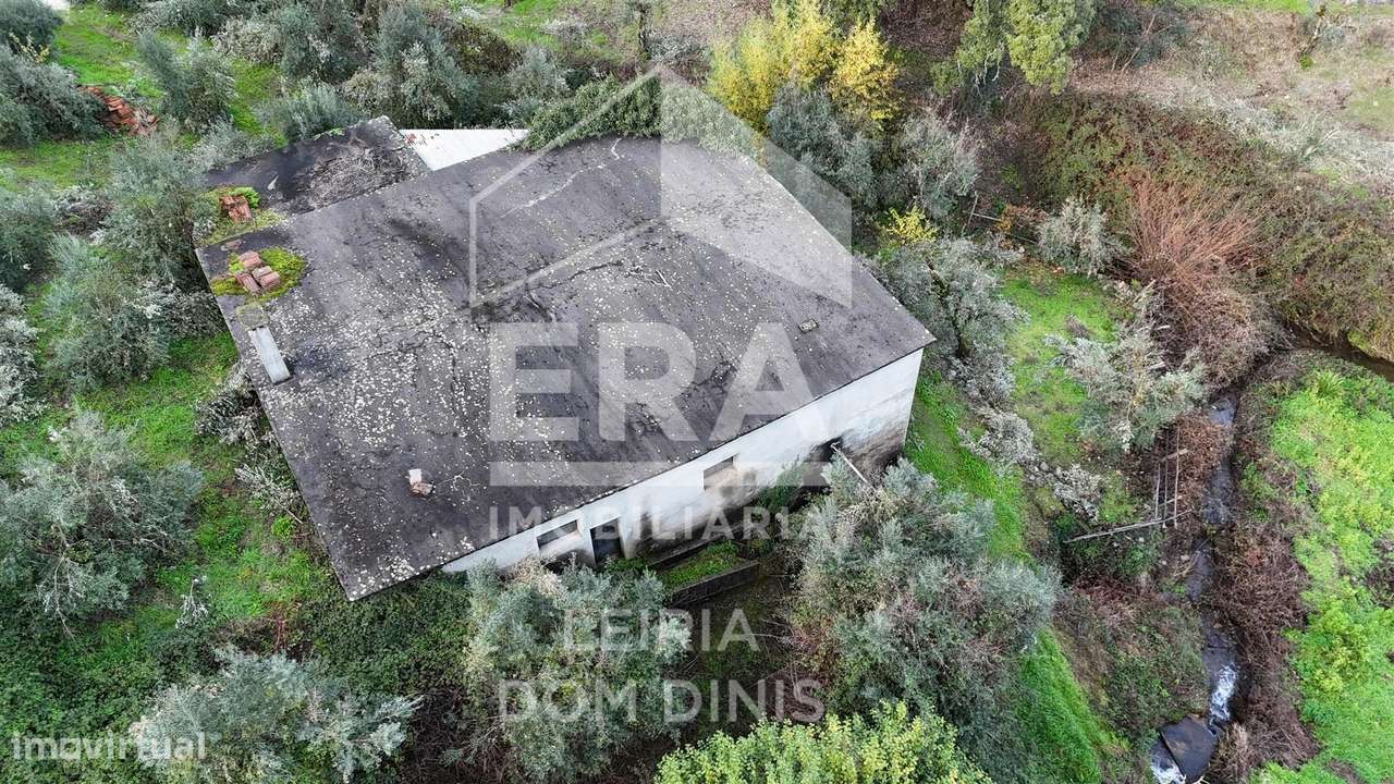 Imóvel Comercial com Acesso Fácil em Ferreira do Zêzere - Grande imagem: 3/8