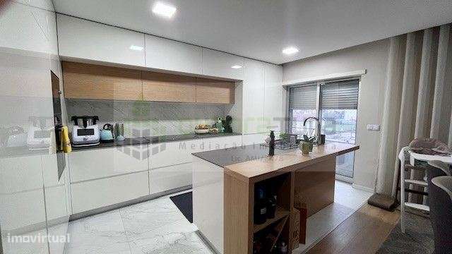 Apartamento T3 | Com TERRAÇO | Valongo Centro - Grande imagem: 3/26