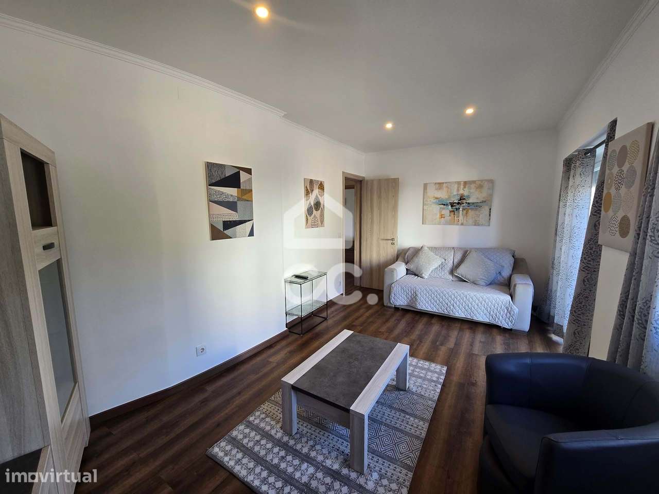 T2 em Odivelas remodelado - Grande imagem: 3/13