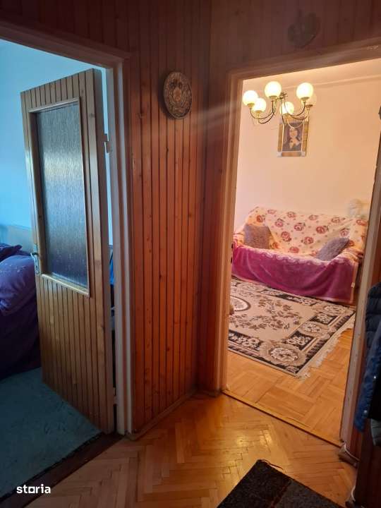 Apartament 3 camere etaj 4 cu garaj in Nadlac-6