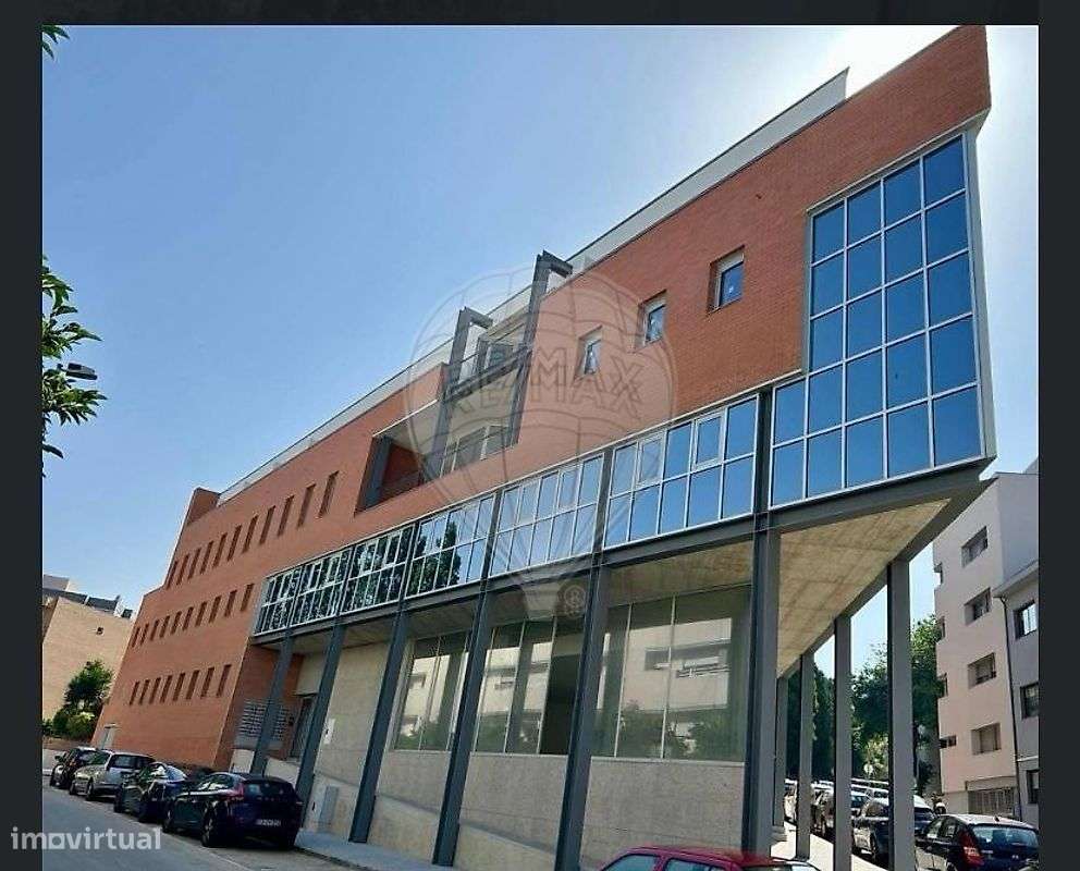 Apartamento T0 para arrendamento - Grande imagem: 2/8