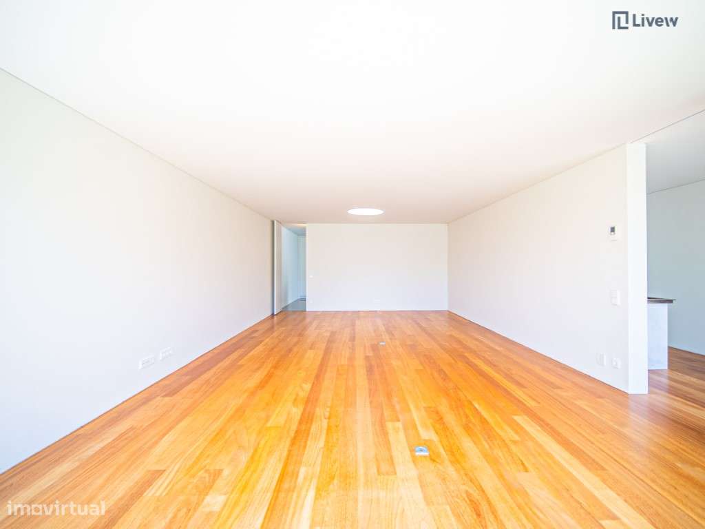 Moradia T4 na Quinta da Casa Amarela - condomínio fechado nas Antas - Grande imagem: 5/58