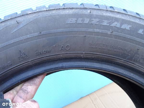 Bridgestone Blizzak LM001 205/60R16 96 H 8,23MM - 6