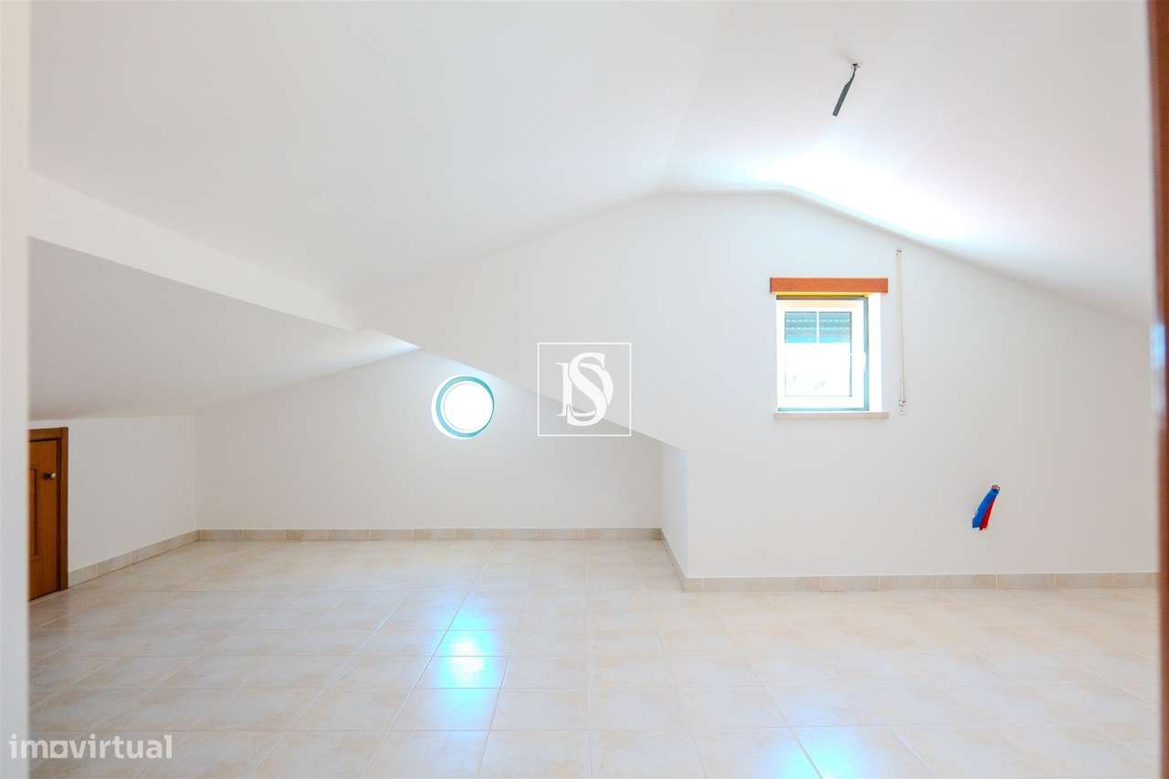 Moradia T4 - Entroncamento-12