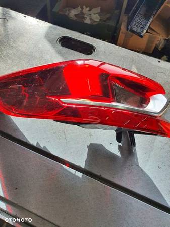 OPEL ISIGNIA B KOMBI LAMPA FULL LED LEWA - 1