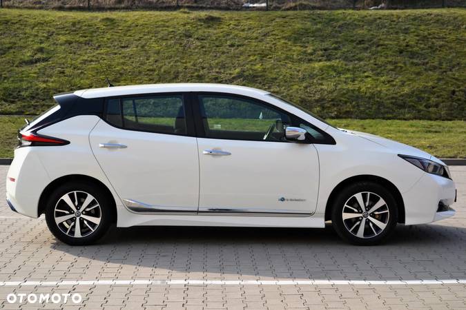 Nissan Leaf 40kWh N-Connecta - 28